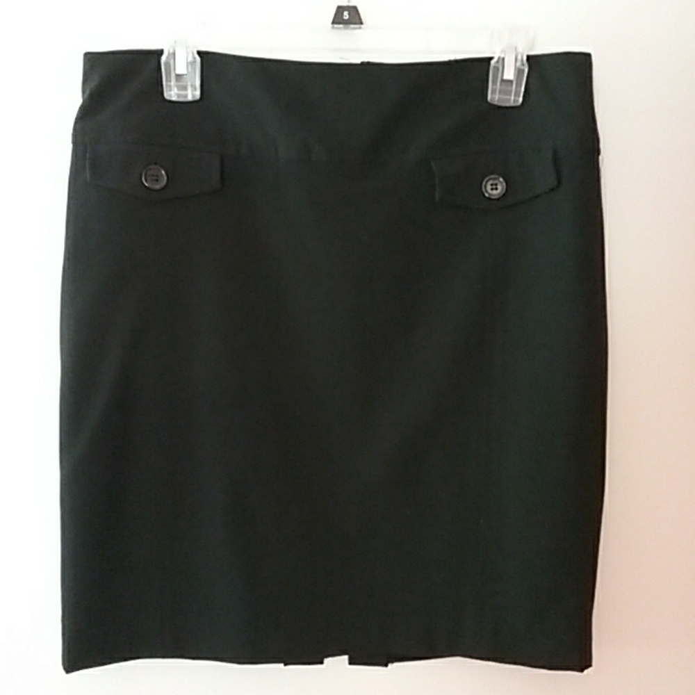Black skirt
